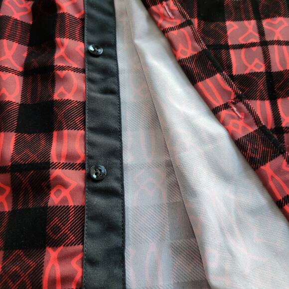 American Breed Red and Black Men's Short Sleeve Button Top Size Medium - Picture 4 of 7